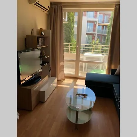 Apartament Beautiful Studio. Only 10 Minutes To The Beach! Słoneczny Brzeg